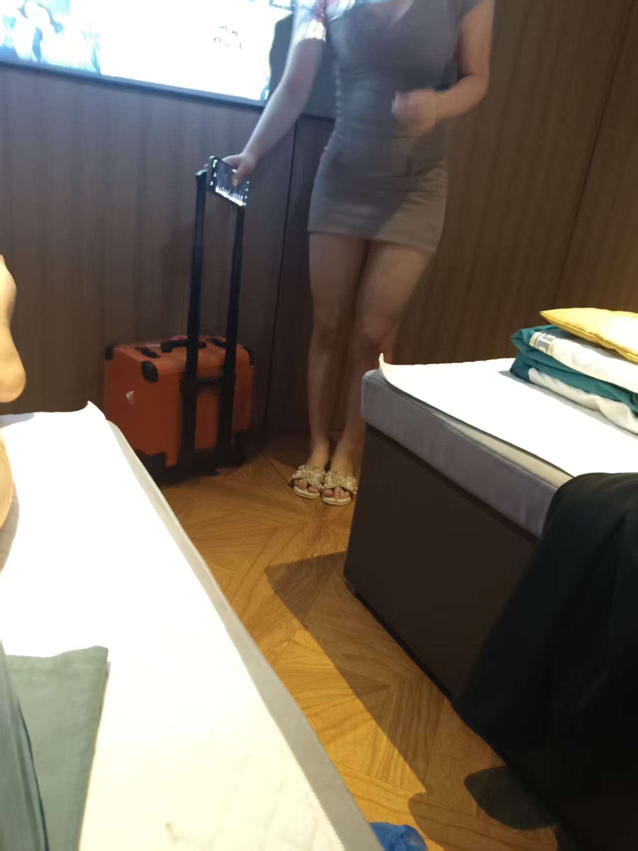甄诚-瑶湖店865.jpg
